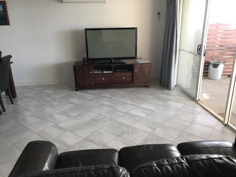 Beachside & Jetty View Apartment 6 - Captain\'s Apt - Hotel Accommodation 34