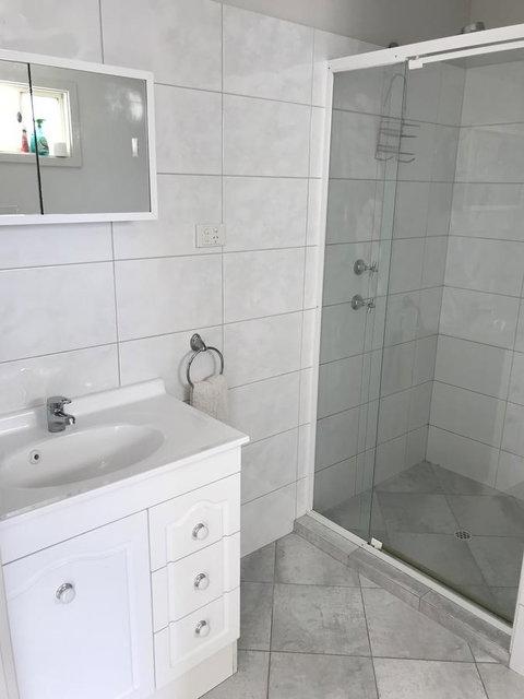 Beachside & Jetty View Apartment 6 - Captain\'s Apt - Hotel Accommodation 21