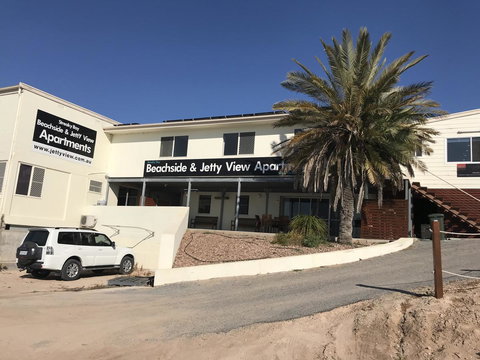 Beachside & Jetty View Apartment 6 - Captain\'s Apt - Hotel Accommodation 11