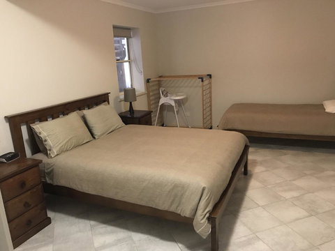 Beachside & Jetty View Apartment 6 - Captain\'s Apt - Hotel Accommodation 41