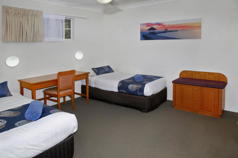 Aston Motel Yamba - Hotel Accommodation 26