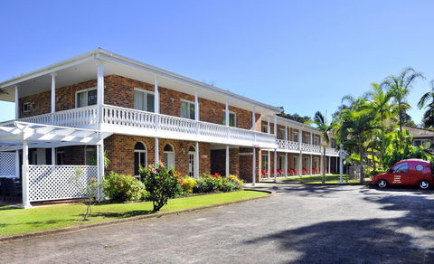 Aston Motel Yamba - Hotel Accommodation 3