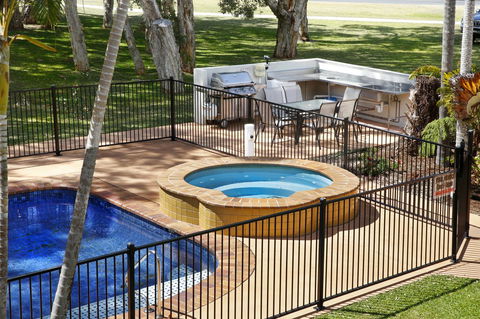 Aston Motel Yamba - Hotel Accommodation 14