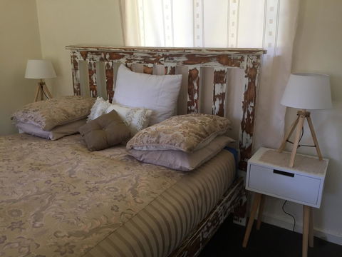A Peaceful Cabin In The Country - Hotel Accommodation 3