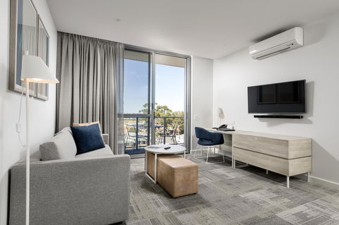 Quest Midland - Hotel Accommodation 10