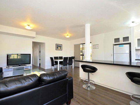 Mandurah Family Resort - Hotel Accommodation 35