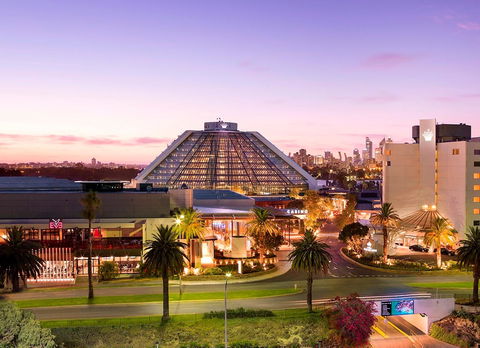 Crown Metropol Perth - Hotel Accommodation 5