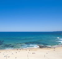 Quality Hotel Noah's On the Beach - Hotel Accommodation