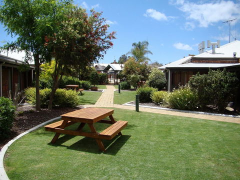 Dunsborough Central Motel - Hotel Accommodation 3