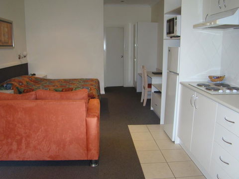 Dunsborough Central Motel - Hotel Accommodation 22