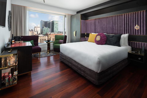 QT Perth - Hotel Accommodation 1