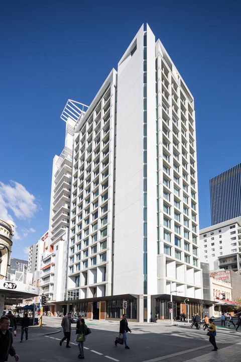 QT Perth - Hotel Accommodation 7