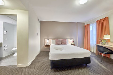 Ibis Perth - Hotel Accommodation 4