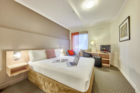 Ibis Perth - Hotel Accommodation 13