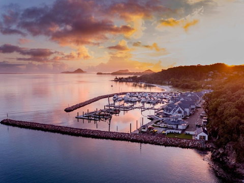 Anchorage Port Stephens - Hotel Accommodation 2