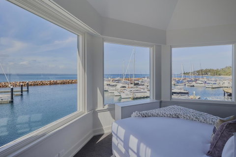 Anchorage Port Stephens - Hotel Accommodation 22