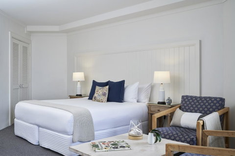 Anchorage Port Stephens - Hotel Accommodation 1
