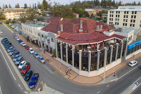 Ocean Beach Hotel - Hotel Accommodation 3
