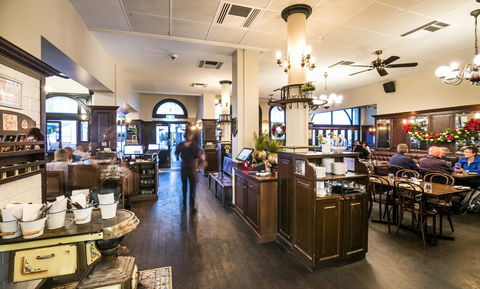 Nightcap At Belgian Beer Cafe - Hotel Accommodation 24