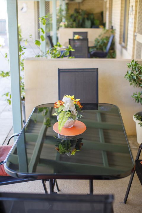 Shark Bay Seafront Apartments - Hotel Accommodation 33