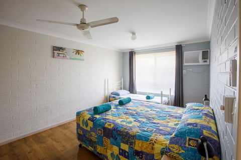 Shark Bay Seafront Apartments - Hotel Accommodation 18