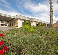 Dog Rock Motel - Hotel Accommodation