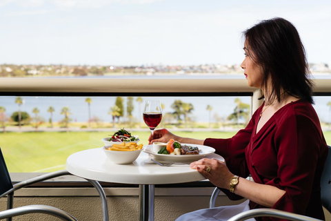 Crowne Plaza Perth, An IHG Hotel - Hotel Accommodation 9