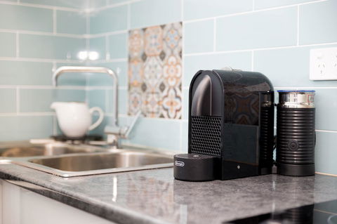 Blue Door Apartments - Hotel Accommodation 6