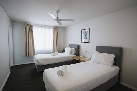 Canal Rocks Beachfront Apartments - Hotel Accommodation 41