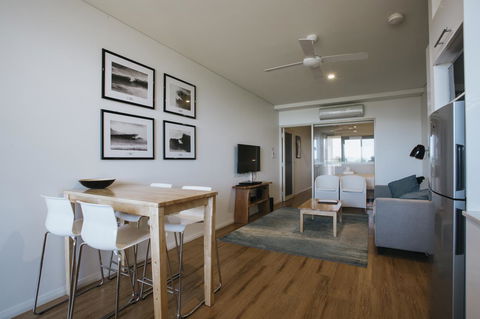 Canal Rocks Beachfront Apartments - Hotel Accommodation 43
