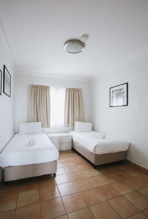 Canal Rocks Beachfront Apartments - Hotel Accommodation 32