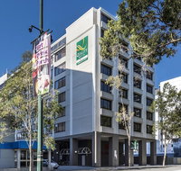 Quality Hotel Ambassador Perth - Hotel Accommodation