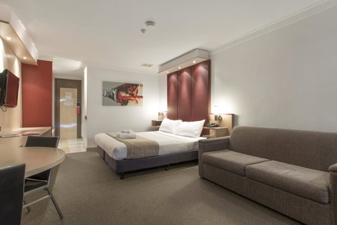 Metro Hotel Perth - Hotel Accommodation 23