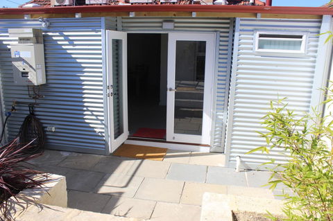 Captain\'s Heritage Cottage - Central Fremantle 2 Bedroom Historic Cottage - Hotel Accommodation 15