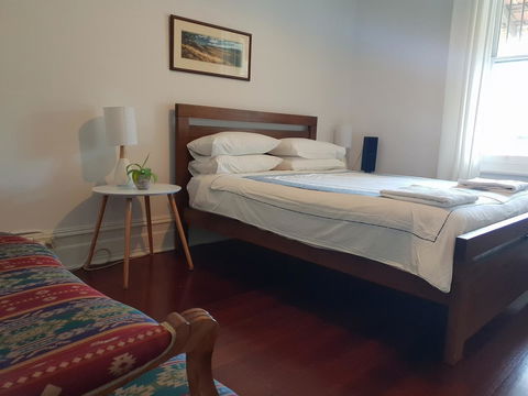 Captain\'s Heritage Cottage - Central Fremantle 2 Bedroom Historic Cottage - Hotel Accommodation 1