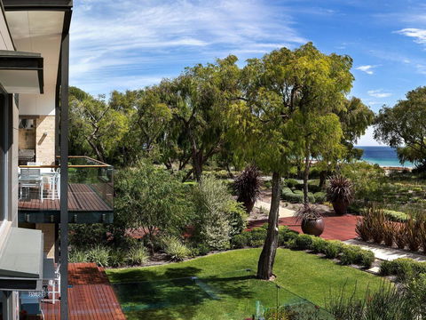 Aqua Resort Busselton - Hotel Accommodation 18