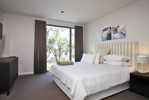 Aqua Resort Busselton - Hotel Accommodation 9