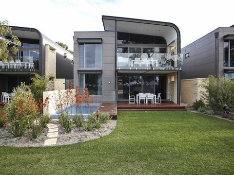 Aqua Resort Busselton - Hotel Accommodation 13