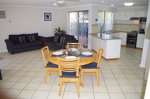 Kalbarri Blue Ocean Villas - Hotel Accommodation 5