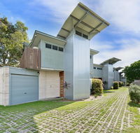 Sun Worship Eco Villas - Hotel Accommodation