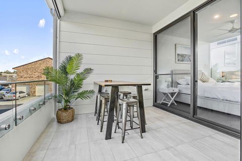 Rockpool 2 Sawtell Beach - Just Steps To Restaurants And 2 Min Stroll To Beach! - Hotel Accommodation 6