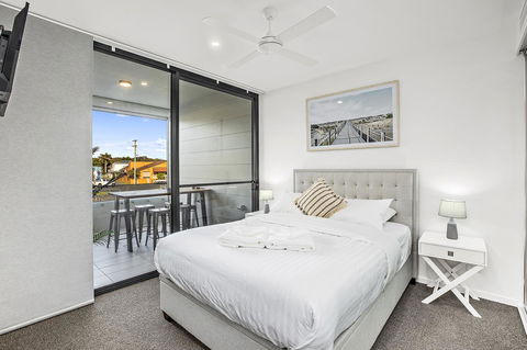 Rockpool 2 Sawtell Beach - Just Steps To Restaurants And 2 Min Stroll To Beach! - Hotel Accommodation 7