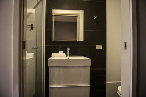 Crossroads Hotel - Hotel Accommodation 22