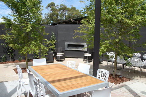 Crossroads Hotel - Hotel Accommodation 23