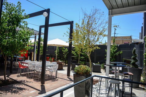 Crossroads Hotel - Hotel Accommodation 32