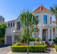 Kensington Self-Contained Modern House 89BROM - Hotel Accommodation