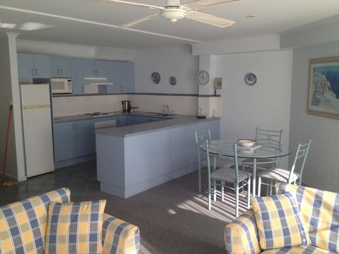 Breakers Apartments - Hotel Accommodation 11