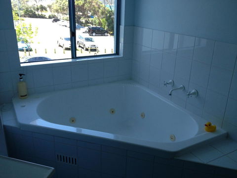 Breakers Apartments - Hotel Accommodation 2