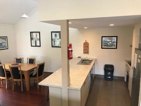 Mariner Bay Apartments - Hotel Accommodation 4