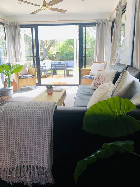 Little Blue Beach House - Hotel Accommodation 14